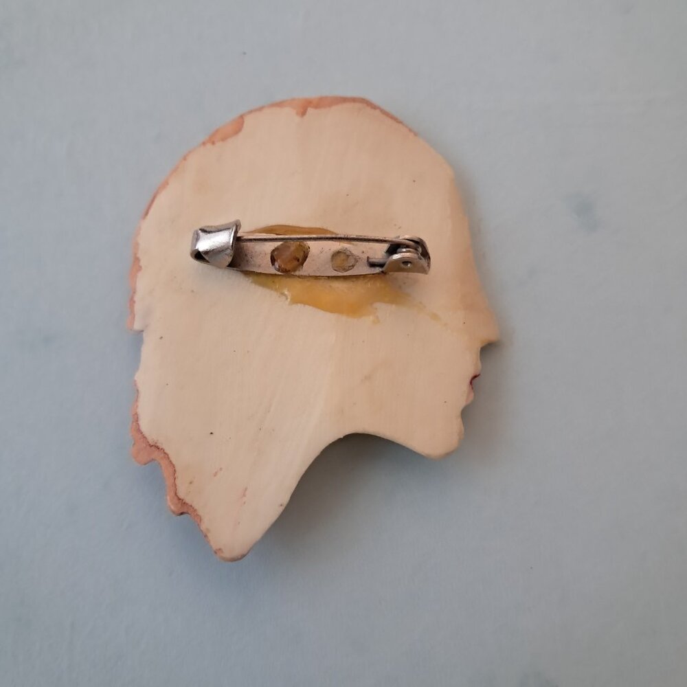 Pin - Picture 2 of 2